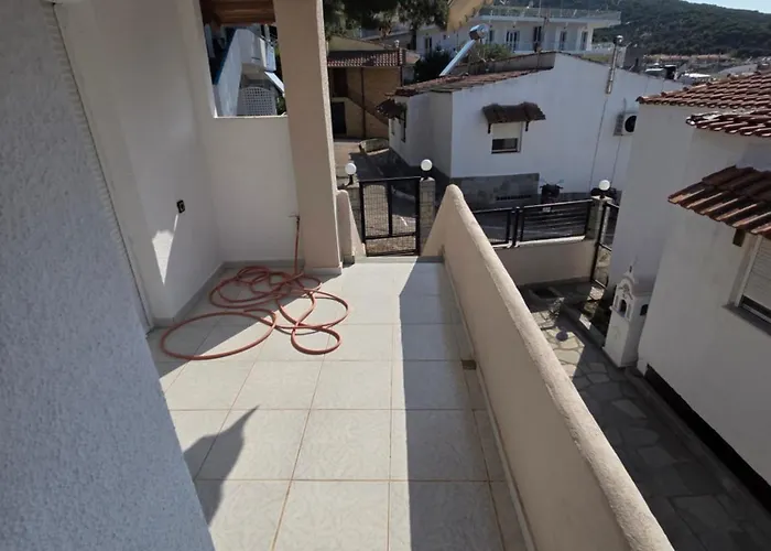 Апартаменты Iraklitsa House *